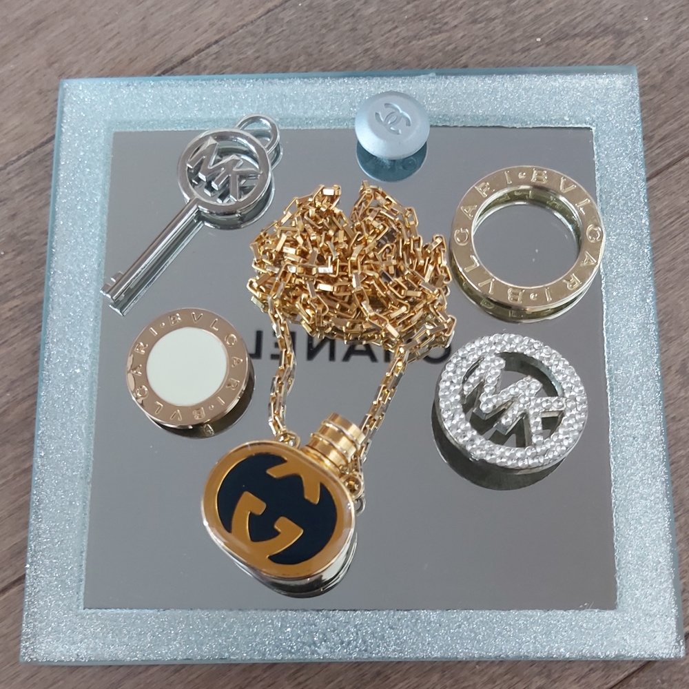 Vintage 90s Gucci perfume bottle pendant